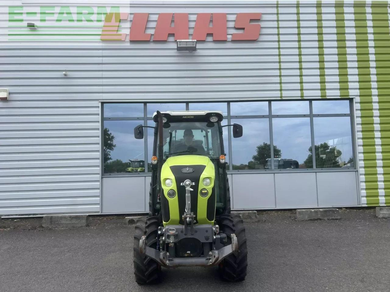 CLAAS nexos 230 vl VL - Трактор: фото 2 CLAAS nexos 230 vl VL - Трактор: фото 2