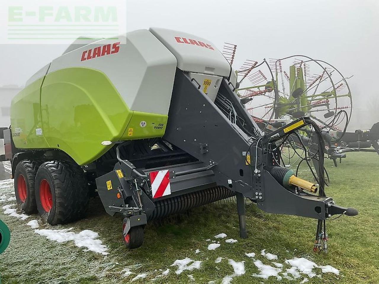 CLAAS quadrant 5300 fc - Пресс-подборщик тюковый: фото 2 CLAAS quadrant 5300 fc - Пресс-подборщик тюковый: фото 2