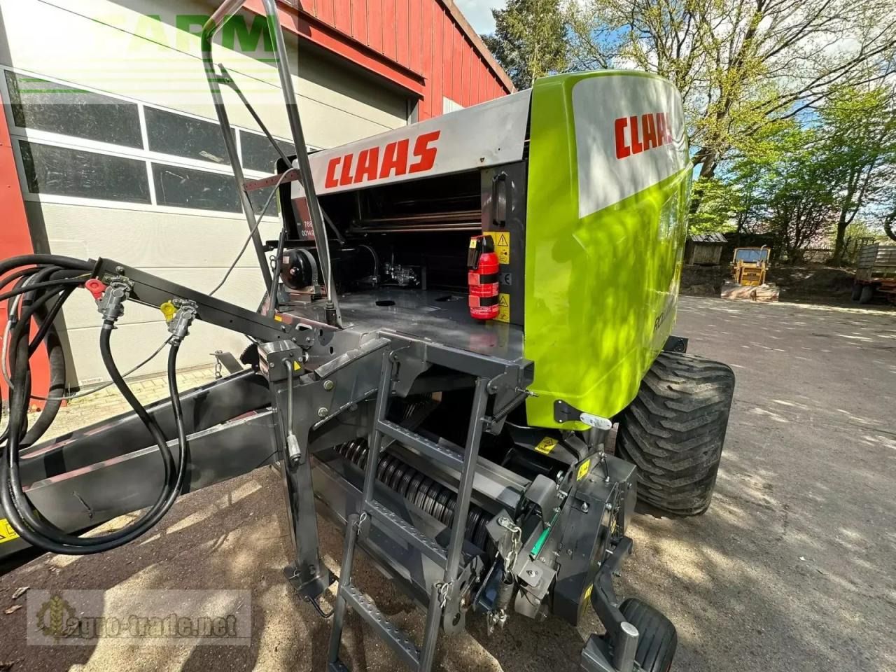 CLAAS rollant 454 rc - Пресс-подборщик тюковый: фото 4 CLAAS rollant 454 rc - Пресс-подборщик тюковый: фото 4