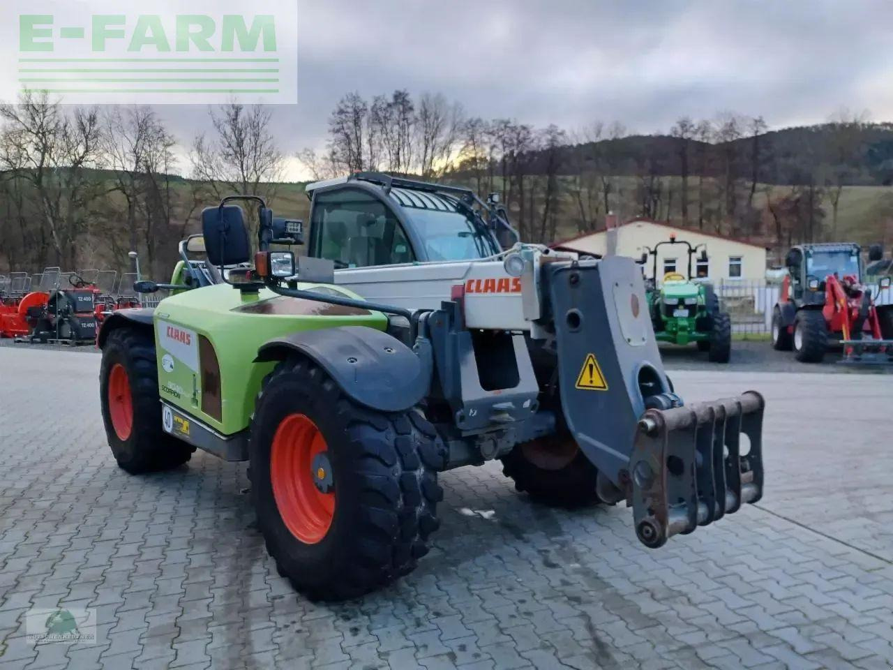 CLAAS scorpion 9040 varipower - Телескопический погрузчик: фото 3 CLAAS scorpion 9040 varipower - Телескопический погрузчик: фото 3