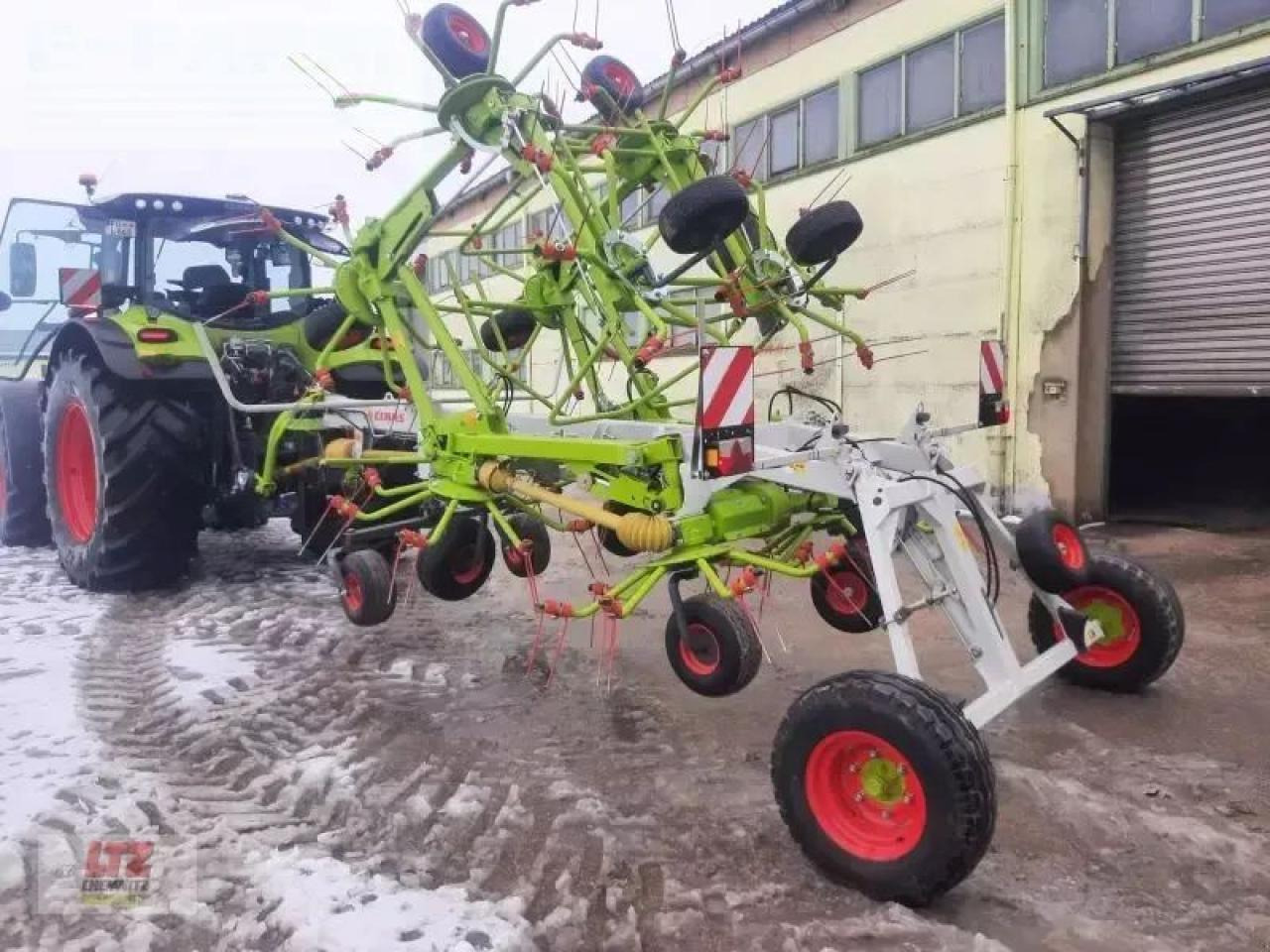 CLAAS volto 1300 t wender - Сеноворошилка: фото 2 CLAAS volto 1300 t wender - Сеноворошилка: фото 2