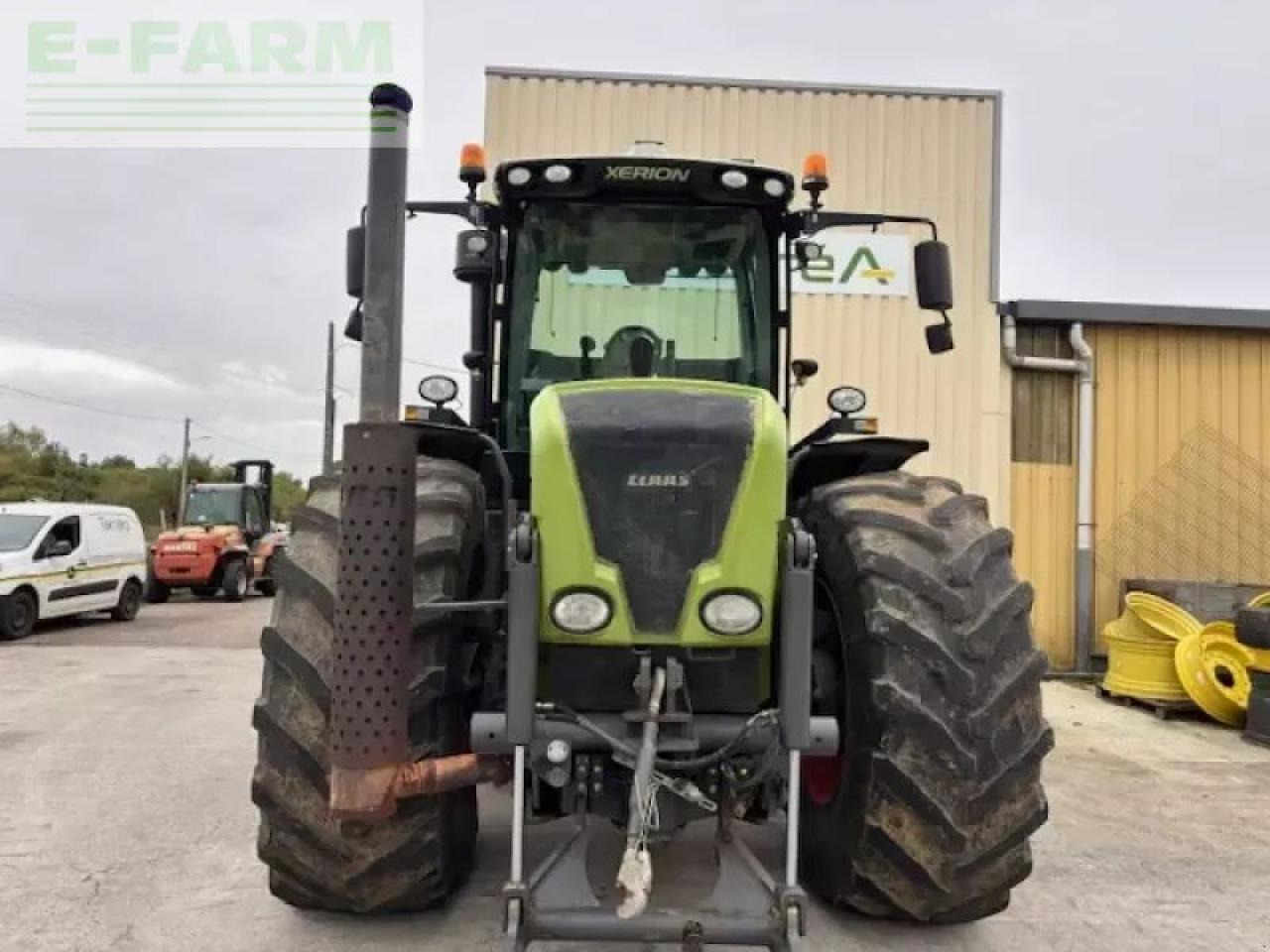 CLAAS xerion 3300 - Трактор: фото 3 CLAAS xerion 3300 - Трактор: фото 3