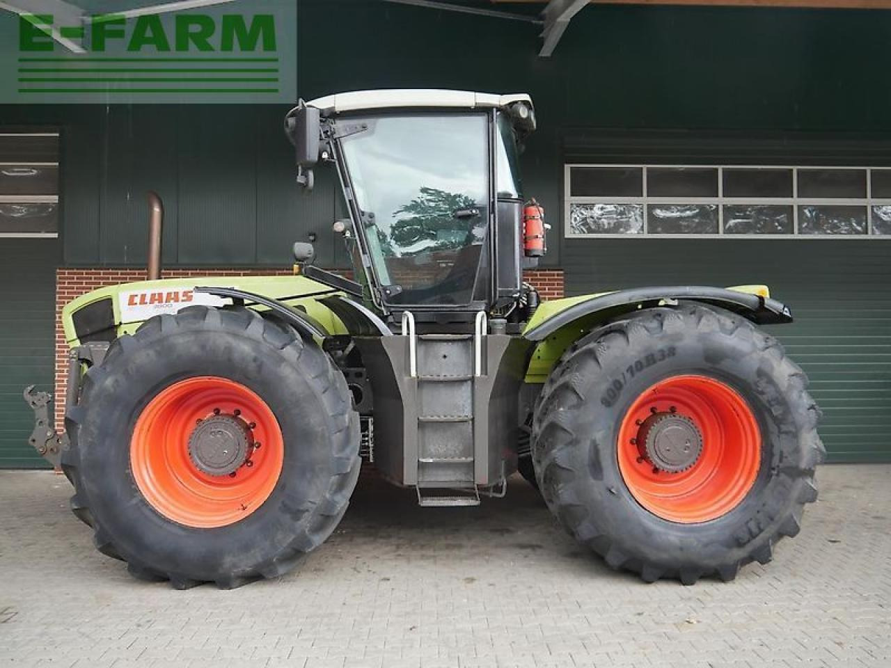 CLAAS xerion 3800 trac TRAC - Трактор: фото 4 CLAAS xerion 3800 trac TRAC - Трактор: фото 4