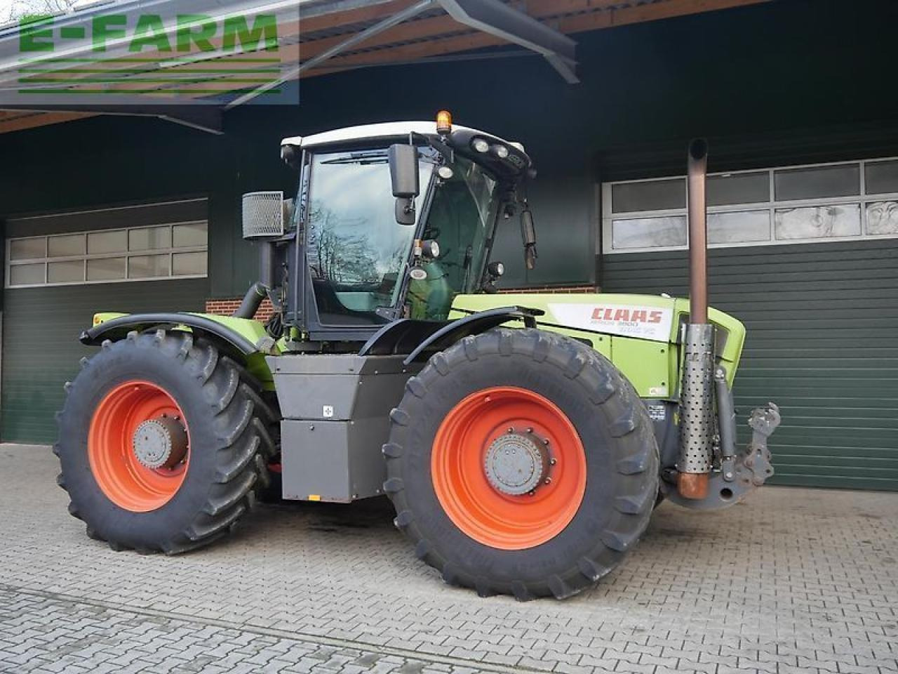 CLAAS xerion 3800 trac vc TRAC VC - Трактор: фото 1 CLAAS xerion 3800 trac vc TRAC VC - Трактор: фото 1