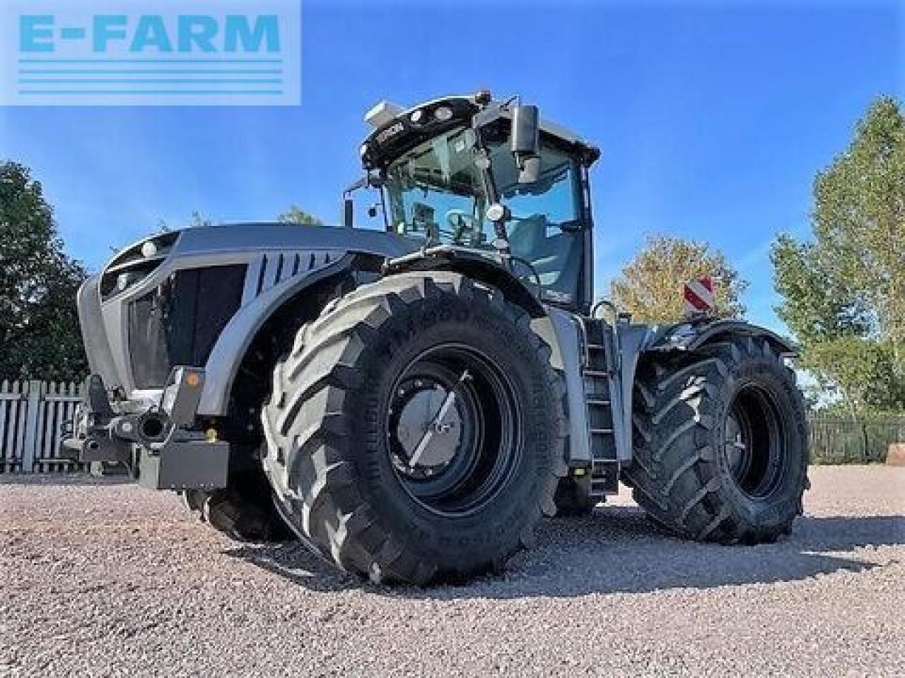CLAAS xerion 4000 trac vc TRAC VC - Трактор: фото 3 CLAAS xerion 4000 trac vc TRAC VC - Трактор: фото 3