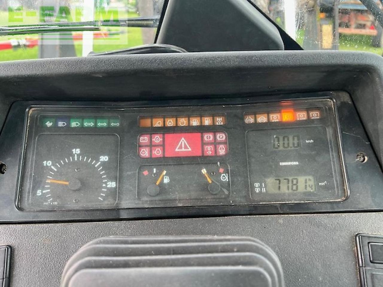 Трактор Case-IH cs 78 komfort a: фото 8