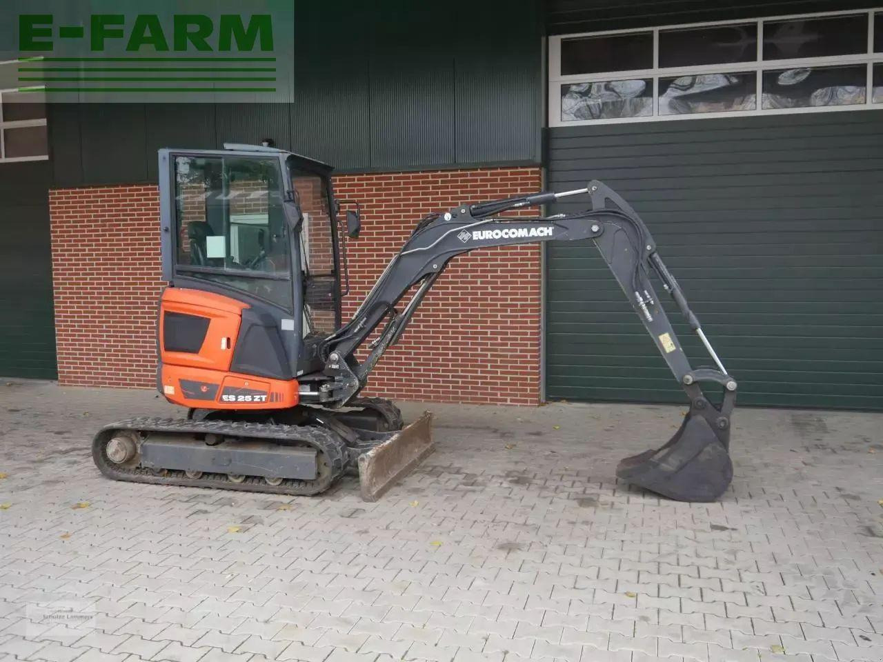 Case-IH eurocomach es25zt - Мини-экскаватор: фото 1 Case-IH eurocomach es25zt - Мини-экскаватор: фото 1