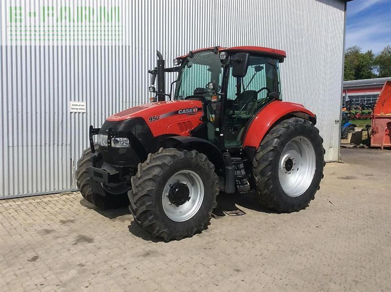 Case-IH farmall 95 u ep - Трактор: фото 2 Case-IH farmall 95 u ep - Трактор: фото 2