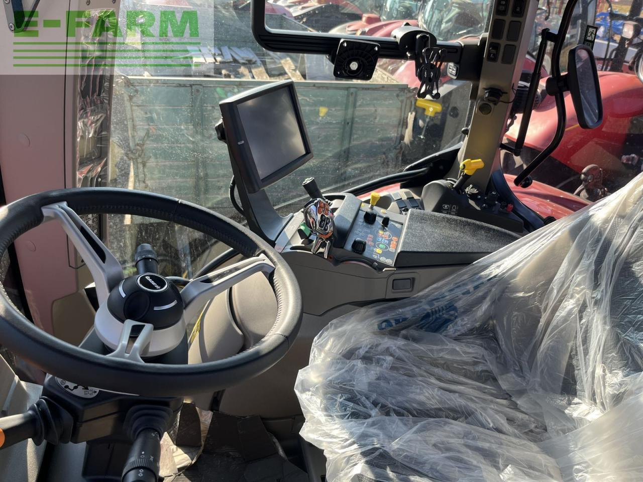 Case-IH maxxum mc 125 MC - Трактор: фото 4 Case-IH maxxum mc 125 MC - Трактор: фото 4