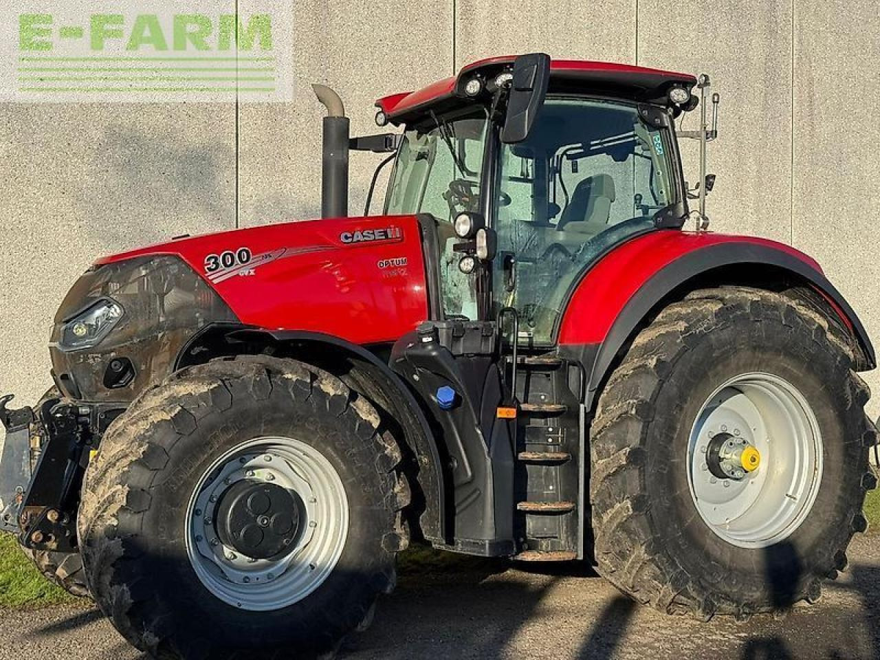 Case-IH optum 300 cvx CVX - Трактор: фото 1 Case-IH optum 300 cvx CVX - Трактор: фото 1