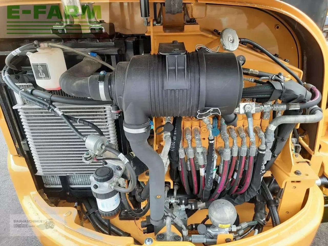 Caterpillar 303.5 - Мини-экскаватор: фото 5 Caterpillar 303.5 - Мини-экскаватор: фото 5