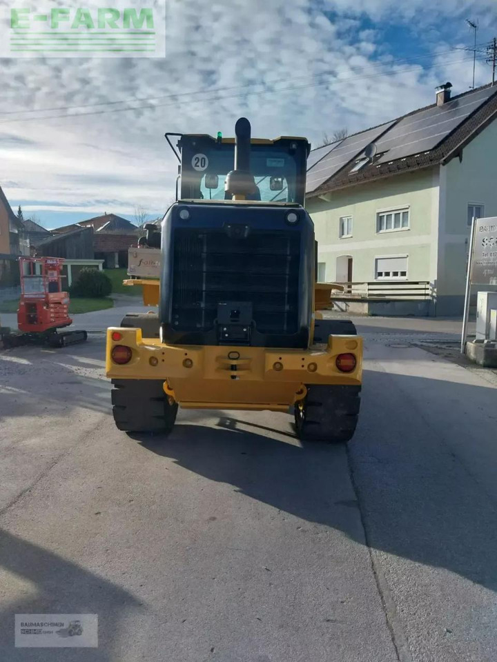 Caterpillar 926 m - Мини-экскаватор: фото 4 Caterpillar 926 m - Мини-экскаватор: фото 4