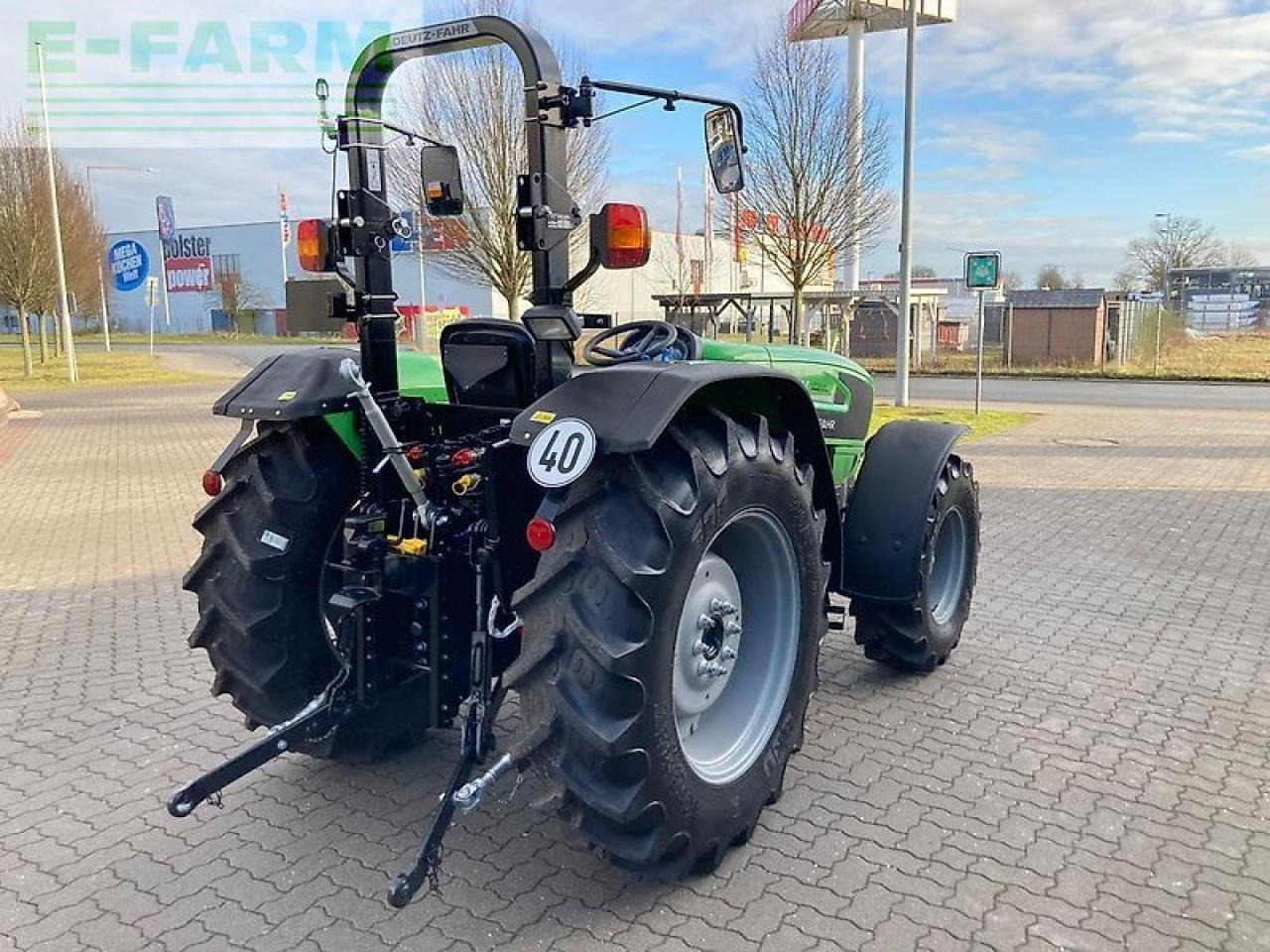 Deutz-Fahr 4070e (neue lagermaschine) - Трактор: фото 5 Deutz-Fahr 4070e (neue lagermaschine) - Трактор: фото 5