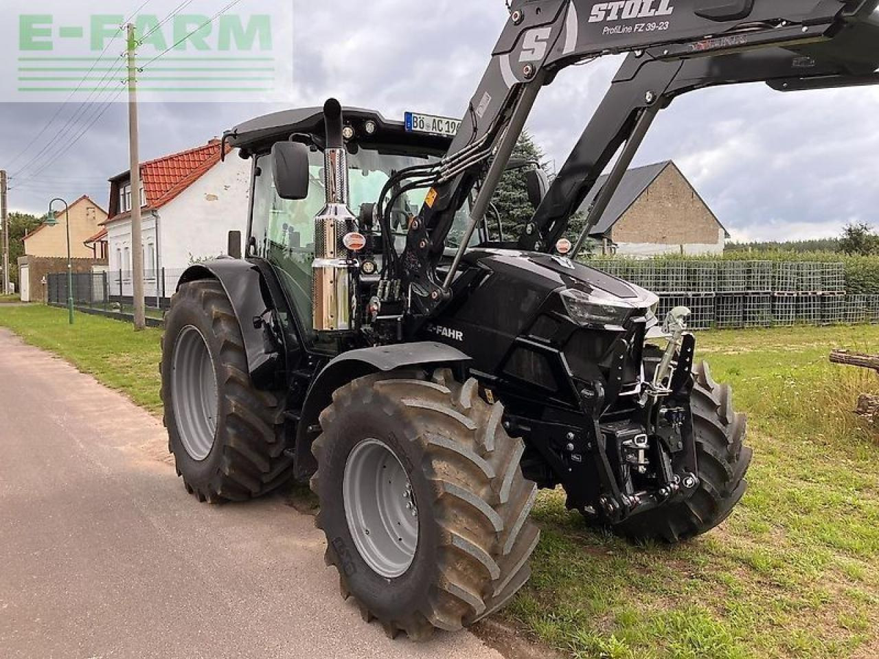 Deutz-Fahr 6135 C TTV TTV - Трактор: фото 1 Deutz-Fahr 6135 C TTV TTV - Трактор: фото 1