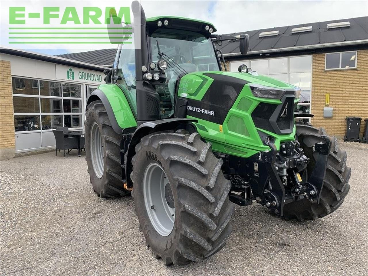Deutz-Fahr 6175.4 ttv TTV - Трактор: фото 2 Deutz-Fahr 6175.4 ttv TTV - Трактор: фото 2