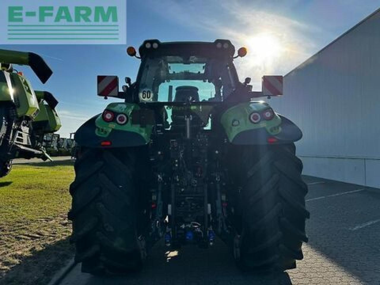 Deutz-Fahr 8280 ttv - Трактор: фото 4 Deutz-Fahr 8280 ttv - Трактор: фото 4