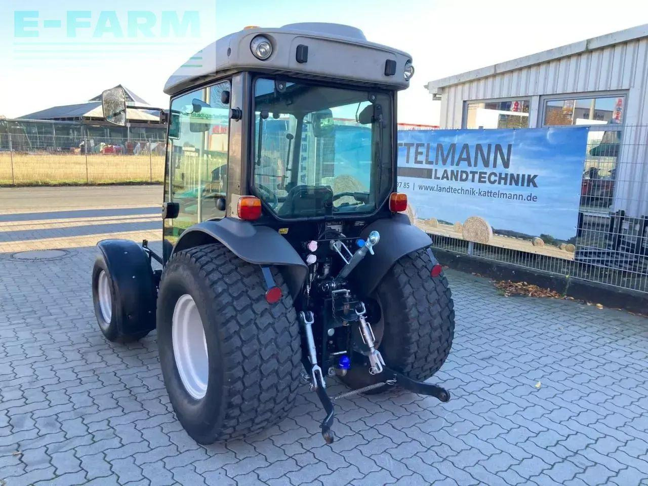 Deutz-Fahr agrokid 230 mit klima - Трактор: фото 4 Deutz-Fahr agrokid 230 mit klima - Трактор: фото 4