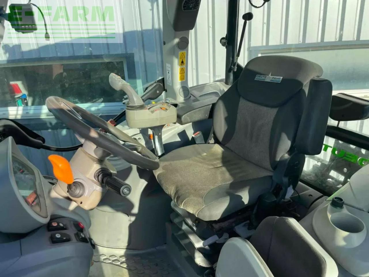 Deutz-Fahr tracteur agricole serie6ttvagrotron 6120 ttv (c) d - Трактор: фото 4 Deutz-Fahr tracteur agricole serie6ttvagrotron 6120 ttv (c) d - Трактор: фото 4