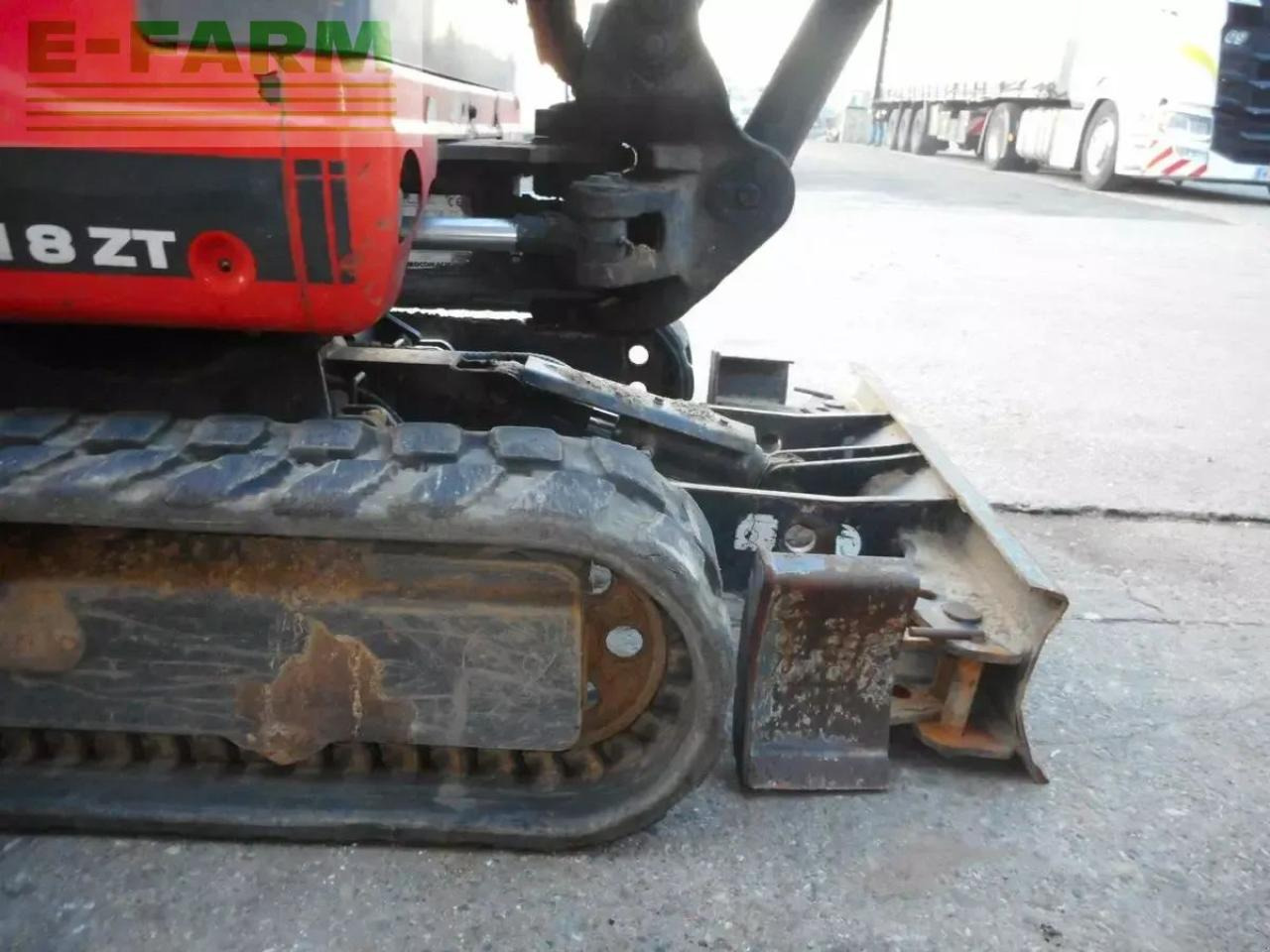 Мини-экскаватор Euromacchine es 18 zt ( 1.750kg ): фото 13