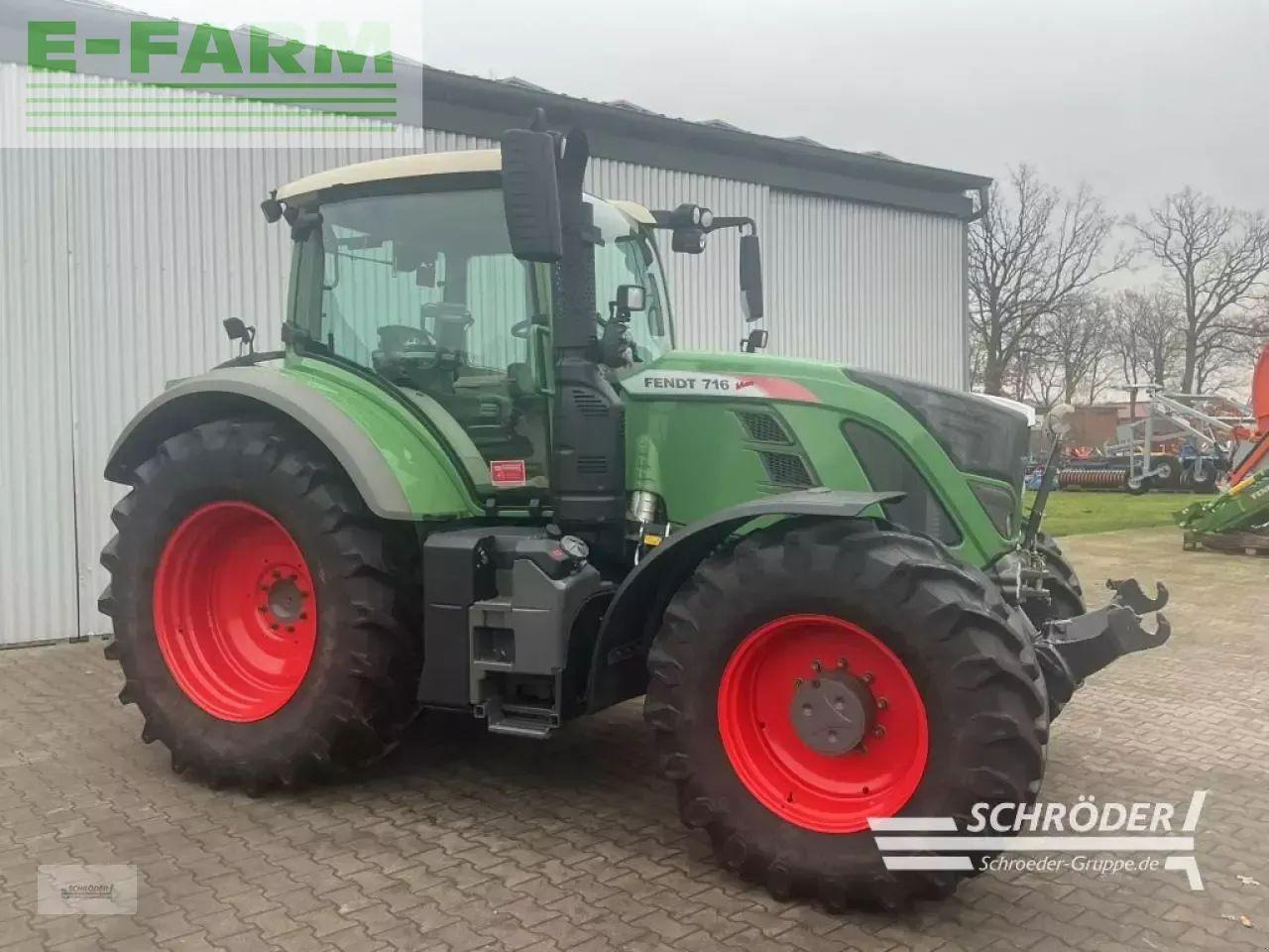 Fendt 716 vario s4 power | nur 2231 stunden ! Power - Трактор: фото 3 Fendt 716 vario s4 power | nur 2231 stunden ! Power - Трактор: фото 3