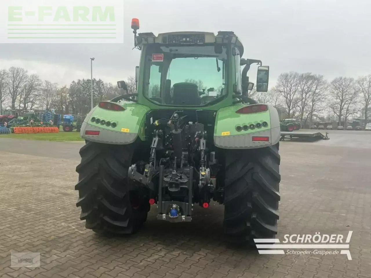 Fendt 716 vario s4 power | nur 2231 stunden ! Power - Трактор: фото 5 Fendt 716 vario s4 power | nur 2231 stunden ! Power - Трактор: фото 5