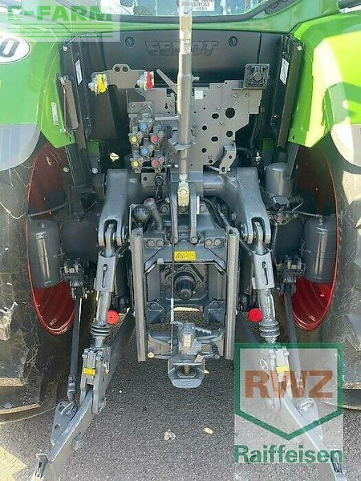 Fendt 724 gen6 profi plus - Трактор: фото 2 Fendt 724 gen6 profi plus - Трактор: фото 2