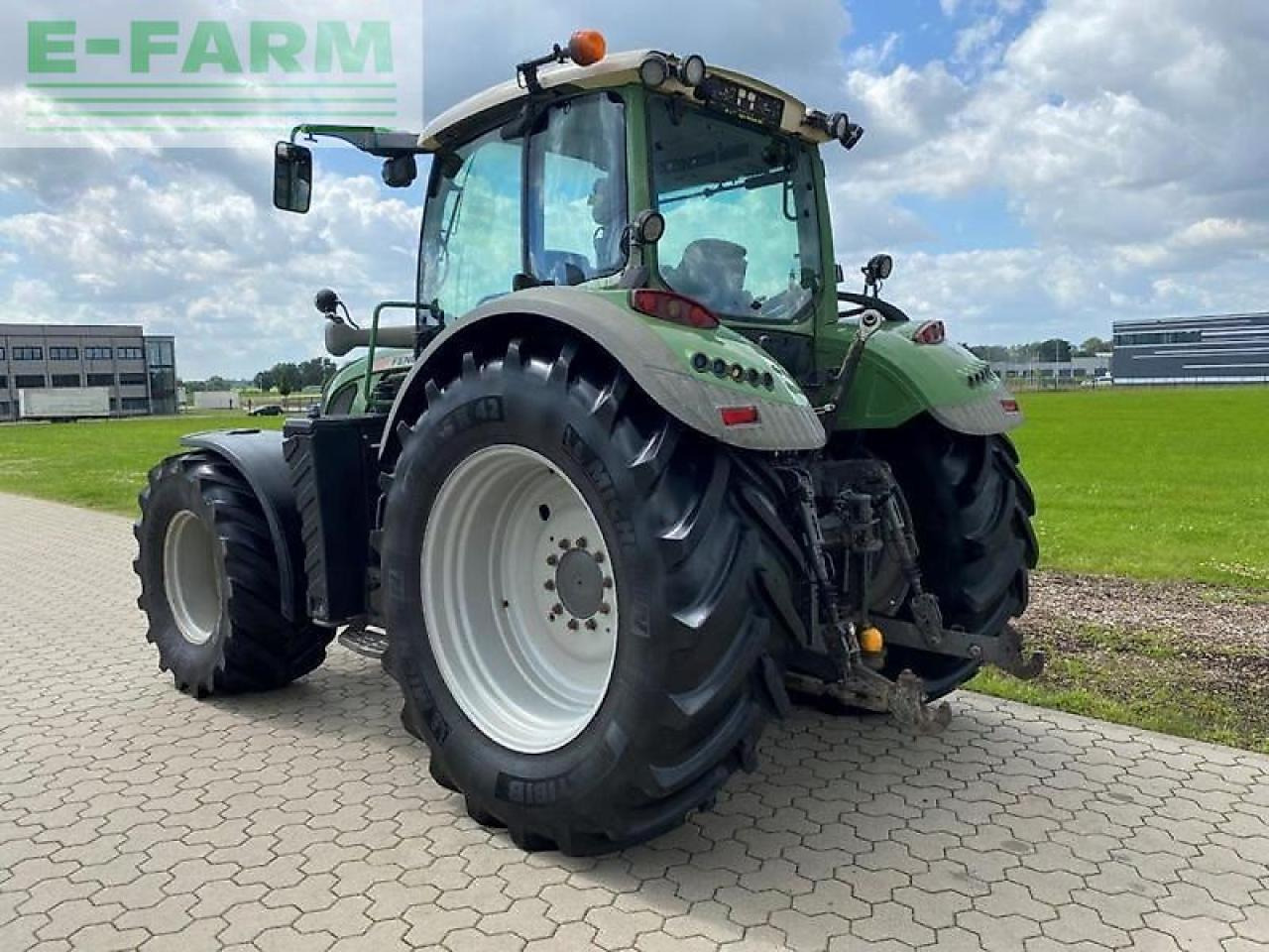Трактор Fendt 724 profi: фото 7