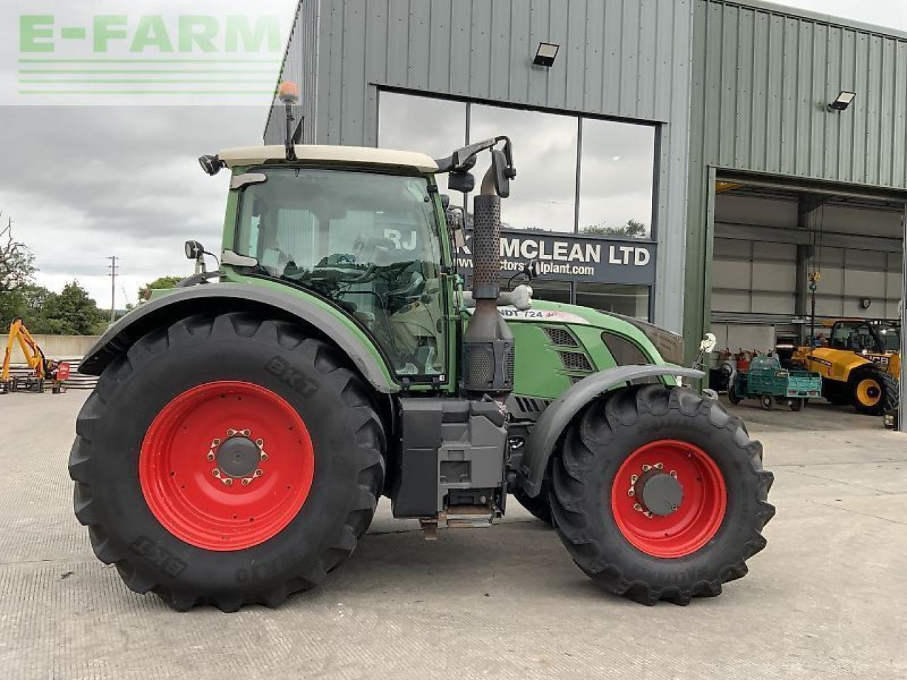 Fendt 724 profi plus tractor (st23092) - Трактор: фото 1 Fendt 724 profi plus tractor (st23092) - Трактор: фото 1