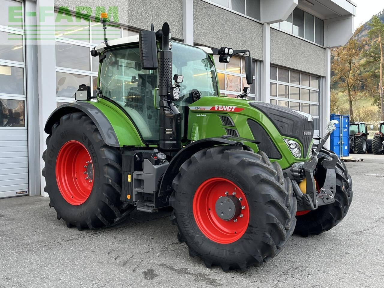 Fendt 724 vario gen 6 profi setting 2 Profi - Трактор: фото 4 Fendt 724 vario gen 6 profi setting 2 Profi - Трактор: фото 4