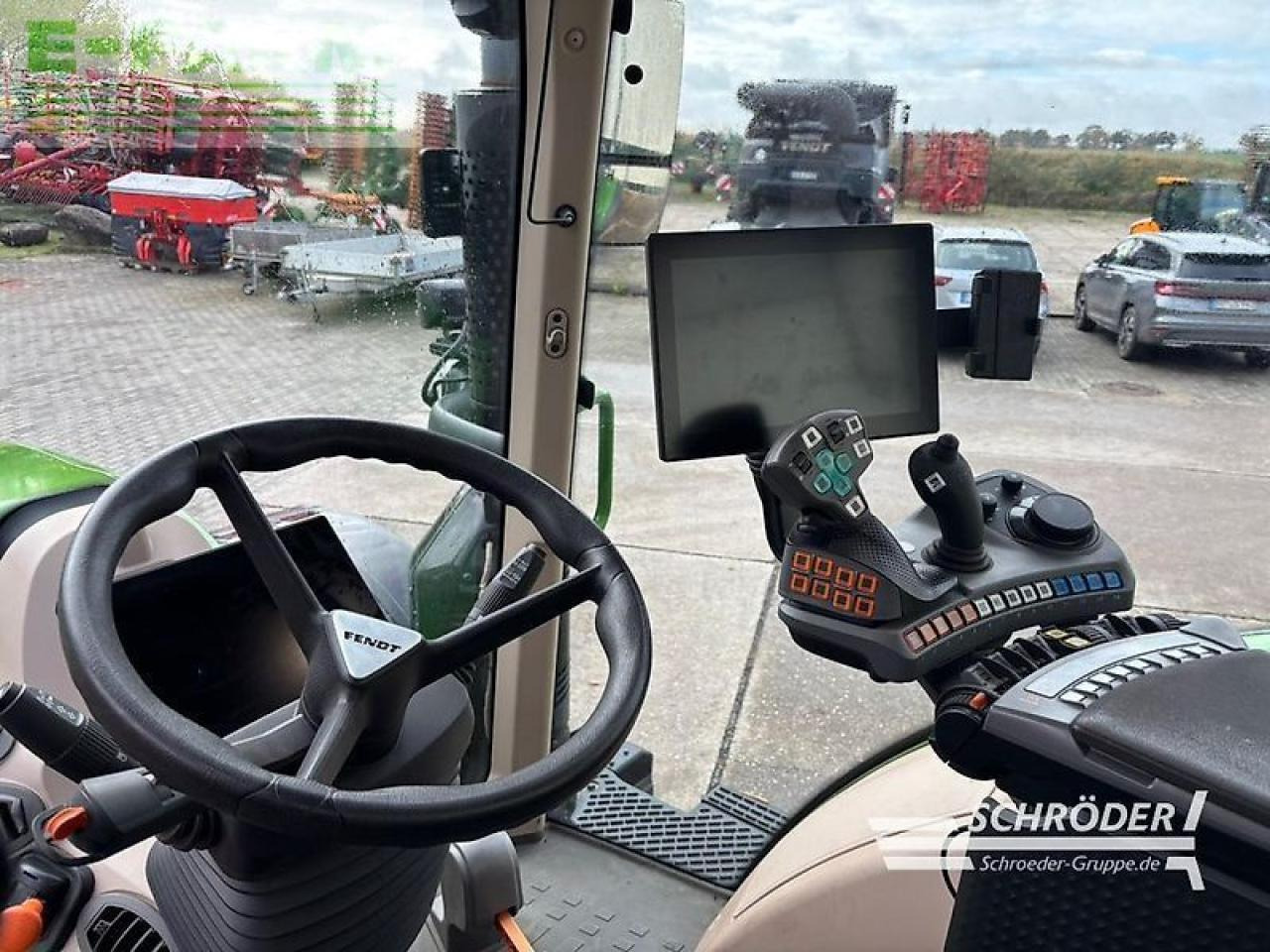 Трактор Fendt 724 vario gen6 profi plus: фото 12 Трактор Fendt 724 vario gen6 profi plus: фото 12