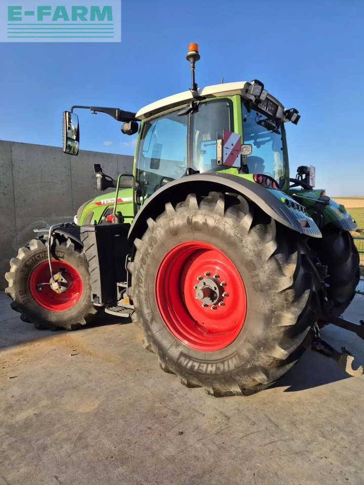 Fendt 724 vario profi+ - Трактор: фото 4 Fendt 724 vario profi+ - Трактор: фото 4