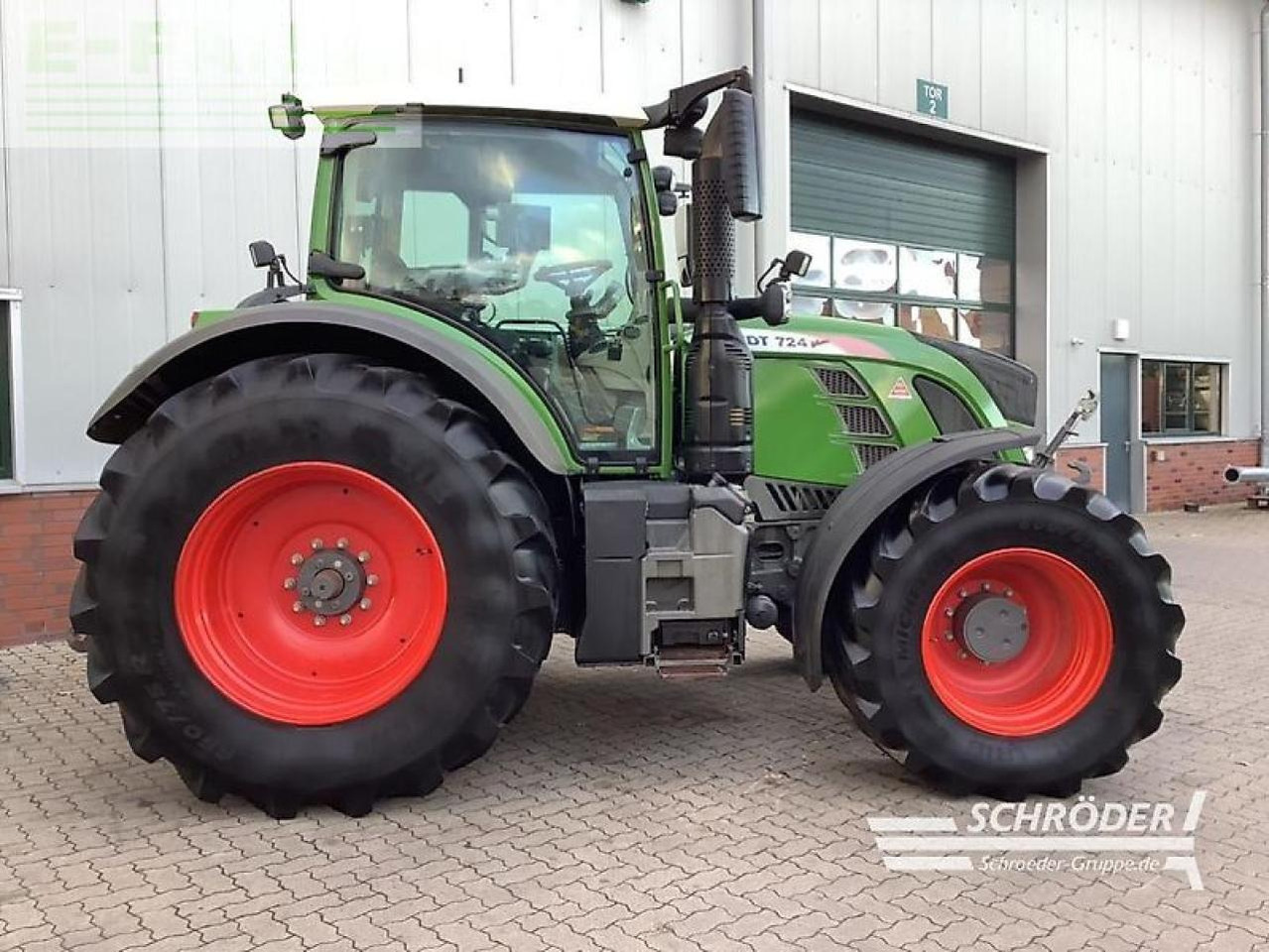 Fendt 724 vario s4 profi plus ProfiPlus - Трактор: фото 5 Fendt 724 vario s4 profi plus ProfiPlus - Трактор: фото 5