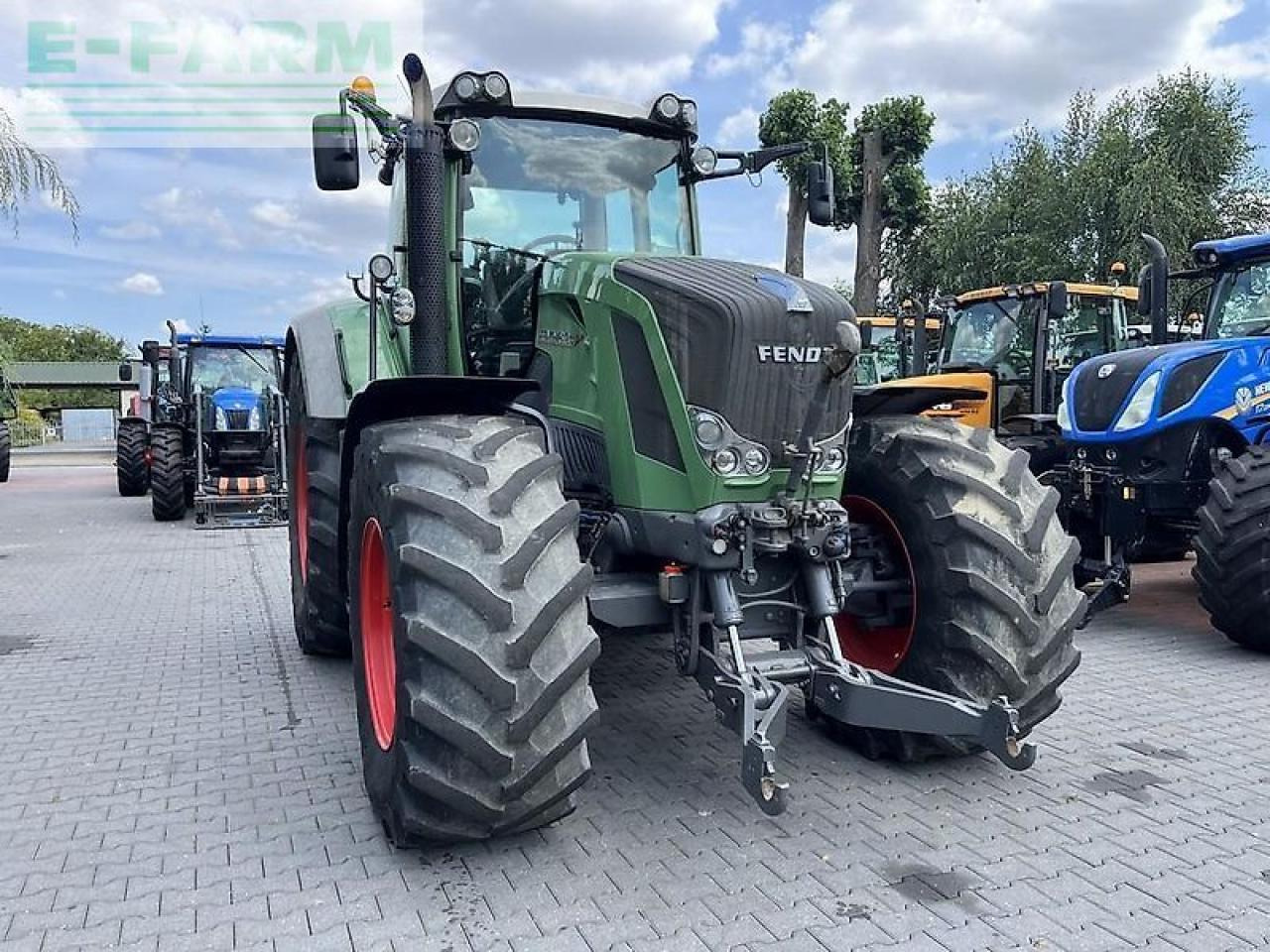 Fendt 824 vario - Трактор: фото 3 Fendt 824 vario - Трактор: фото 3
