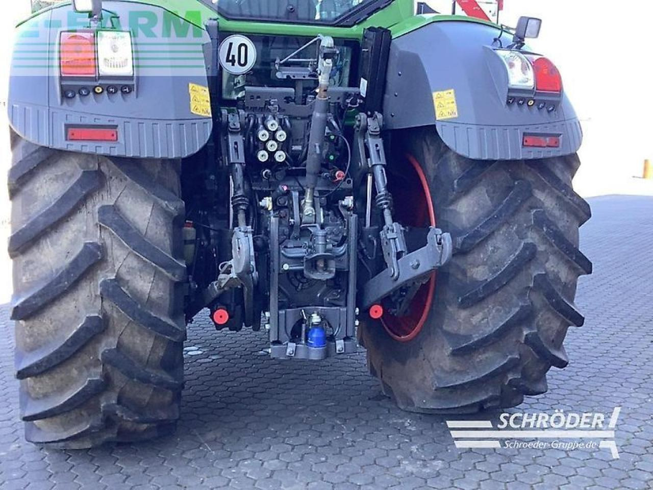 Fendt 824 vario s4 profi plus ProfiPlus - Трактор: фото 2 Fendt 824 vario s4 profi plus ProfiPlus - Трактор: фото 2