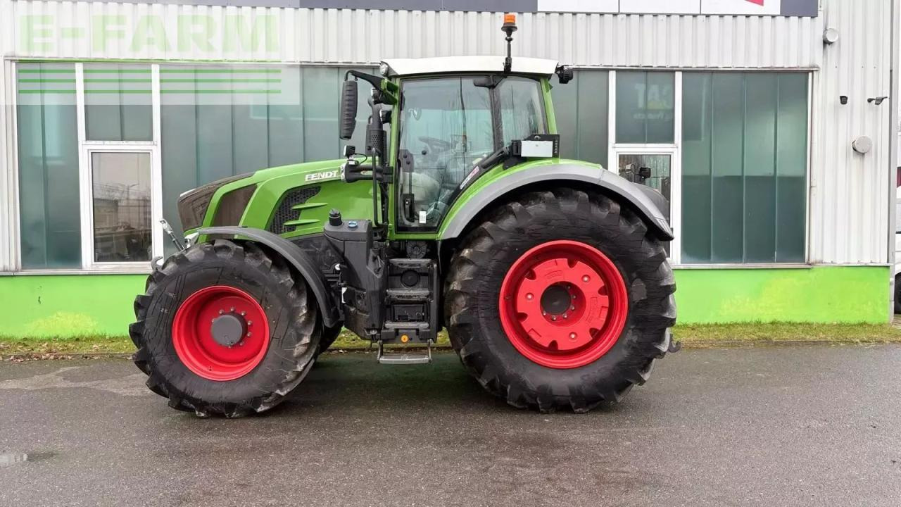 Fendt 826 vario profi+ ProfiPlus - Трактор: фото 4 Fendt 826 vario profi+ ProfiPlus - Трактор: фото 4