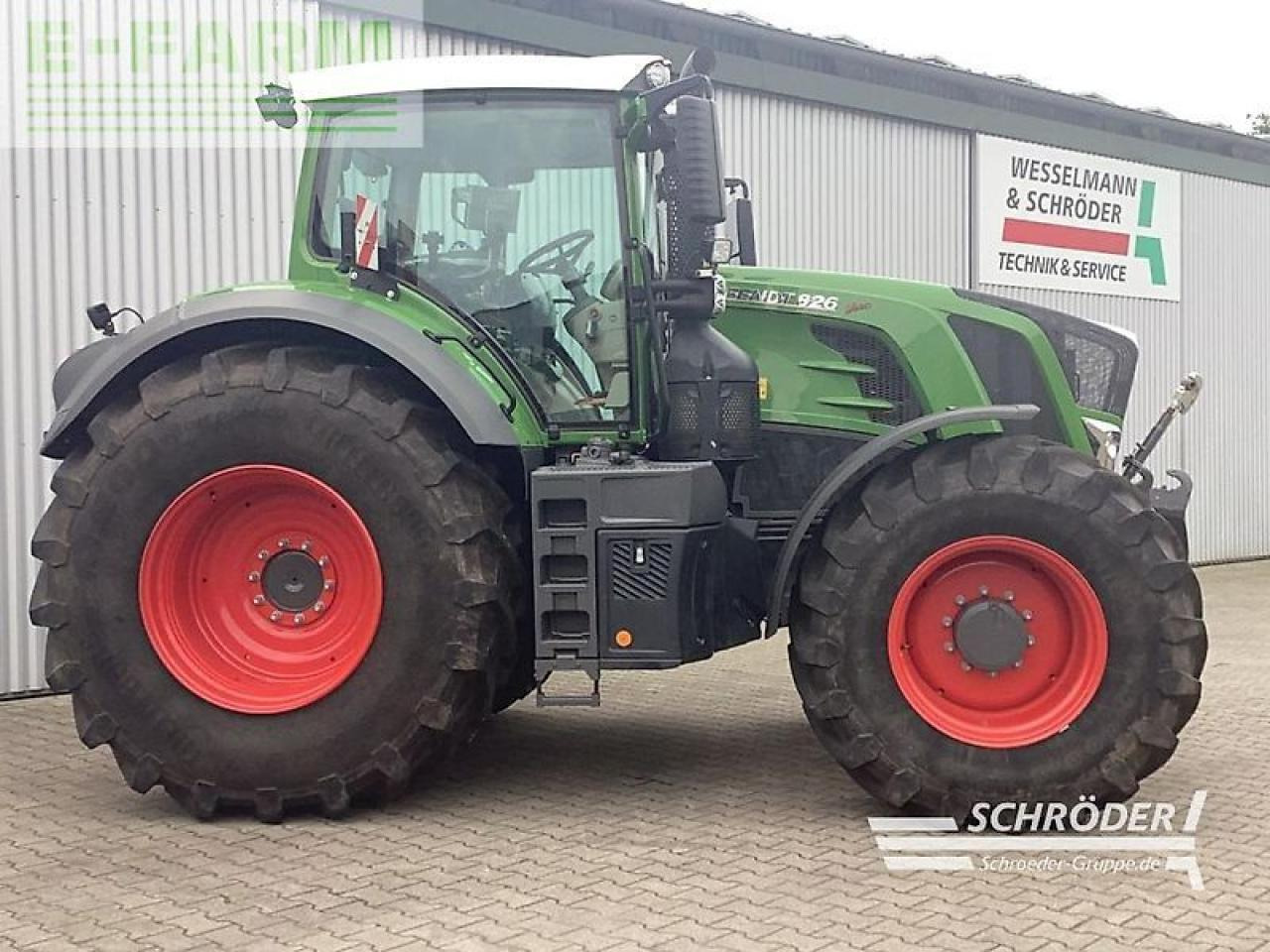 Fendt 826 vario s4 profi plus ProfiPlus - Трактор: фото 2 Fendt 826 vario s4 profi plus ProfiPlus - Трактор: фото 2