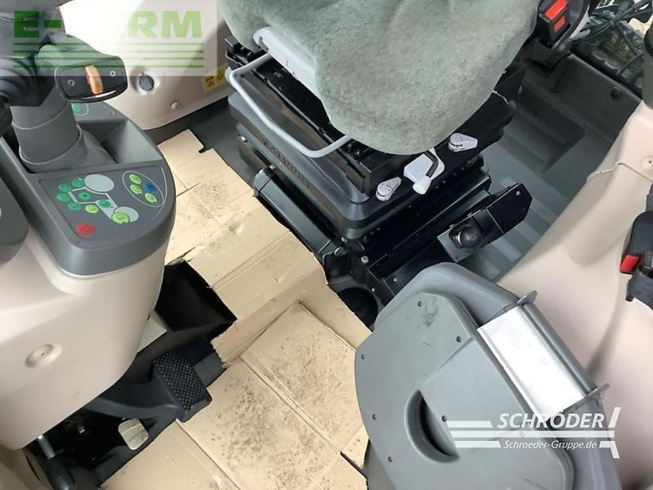 Fendt 828 scr profi plus | rüfa | rtk - Трактор: фото 5 Fendt 828 scr profi plus | rüfa | rtk - Трактор: фото 5