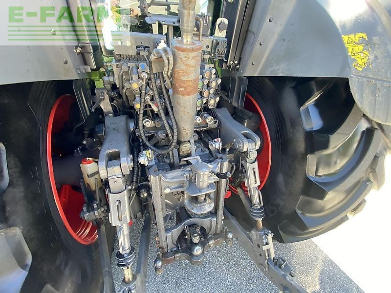 Трактор Fendt 828 vario profi+ ProfiPlus: фото 9 Трактор Fendt 828 vario profi+ ProfiPlus: фото 9