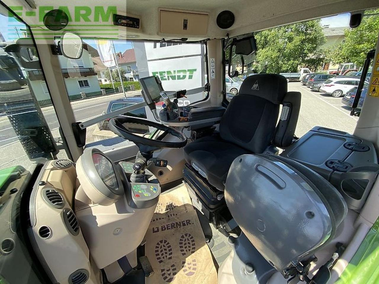 Трактор Fendt 828 vario profi+ ProfiPlus: фото 12