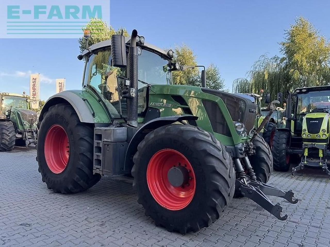 Fendt 828 vario profi+ plus / gps ready ProfiPlus - Трактор: фото 4 Fendt 828 vario profi+ plus / gps ready ProfiPlus - Трактор: фото 4