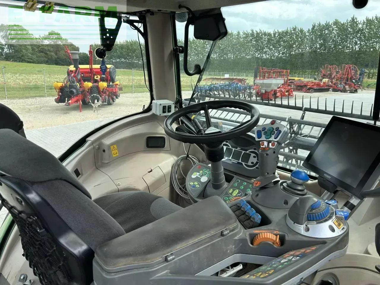 Fendt 828 vario scr - Трактор: фото 3 Fendt 828 vario scr - Трактор: фото 3