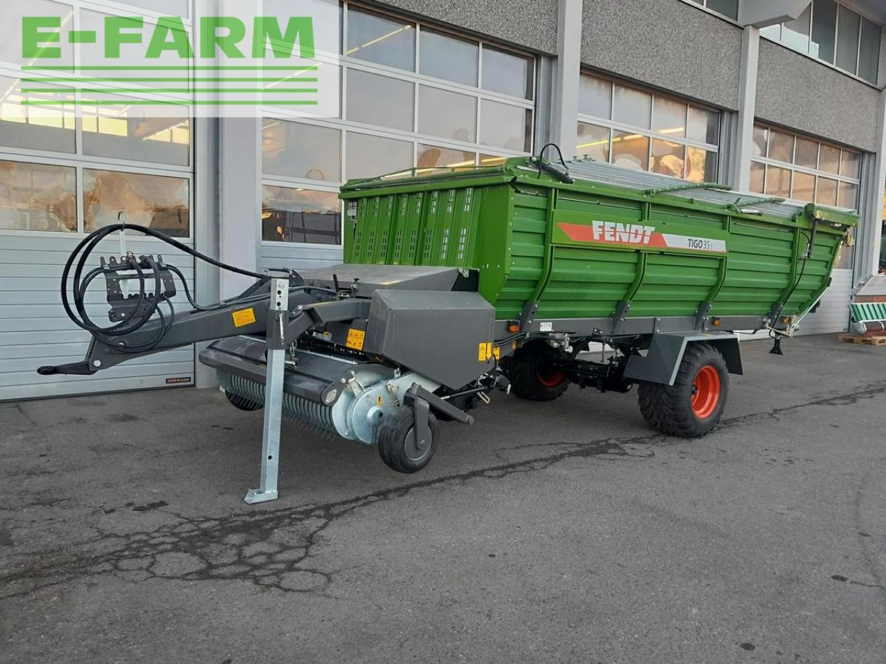 Fendt tigo 35 s - Сельскохозяйственный прицеп-самосвал: фото 2 Fendt tigo 35 s - Сельскохозяйственный прицеп-самосвал: фото 2