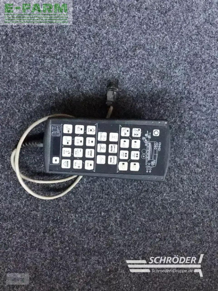 Самозагружающийся прицеп Fendt tigo 75 xr: фото 17