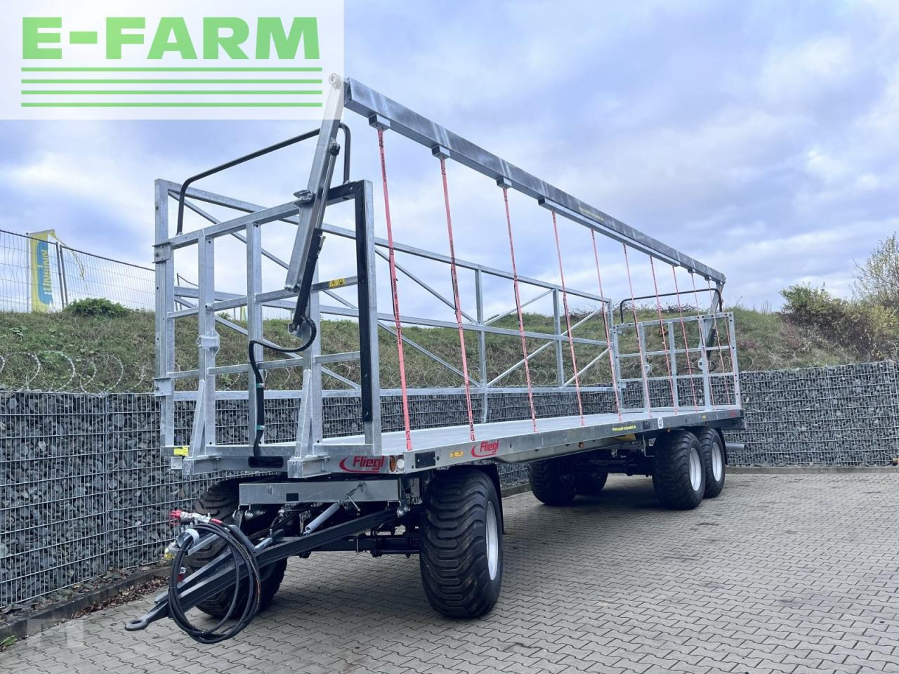 Fliegl dpw 210 bl ultra - Сельскохозяйственный прицеп: фото 1 Fliegl dpw 210 bl ultra - Сельскохозяйственный прицеп: фото 1