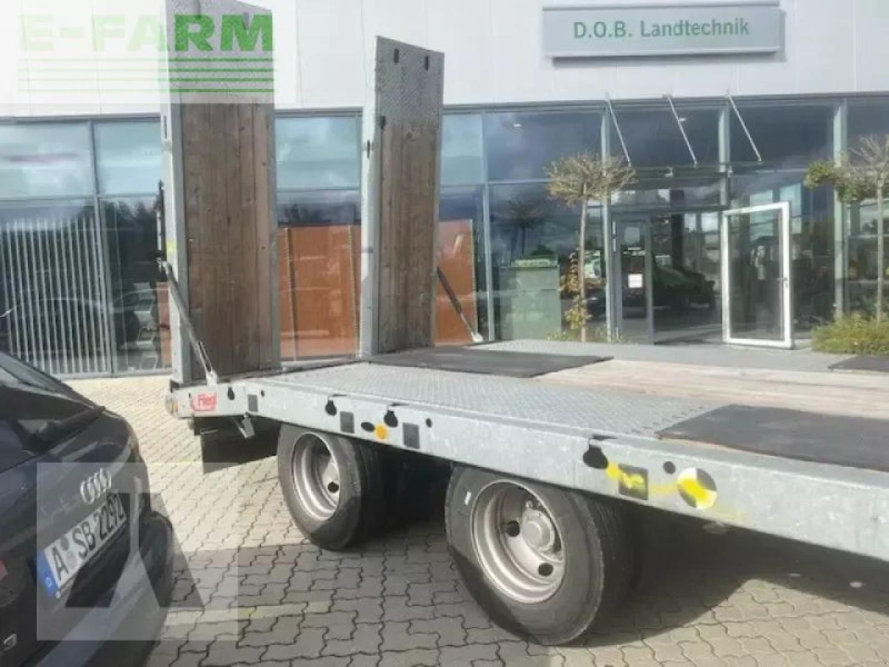 Fliegl dtl-s 300 agrar - Прицеп-автовоз: фото 3 Fliegl dtl-s 300 agrar - Прицеп-автовоз: фото 3