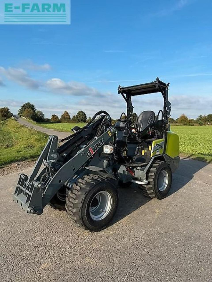 Giant 306 - Мини-экскаватор: фото 3 Giant 306 - Мини-экскаватор: фото 3