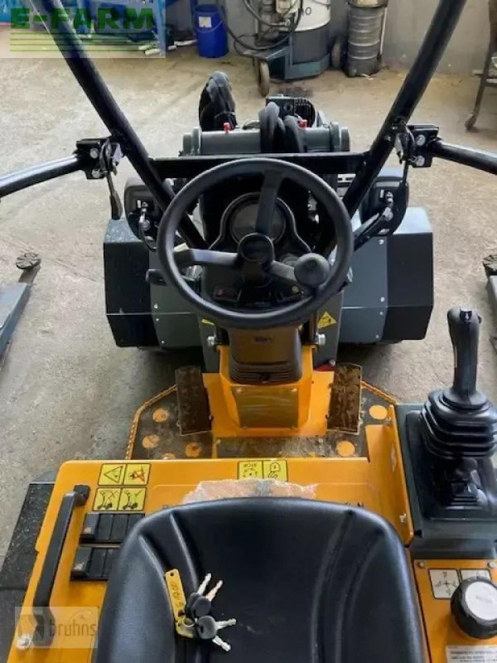 Giant g1200 tele-teleskopradlader - Мини-экскаватор: фото 4 Giant g1200 tele-teleskopradlader - Мини-экскаватор: фото 4