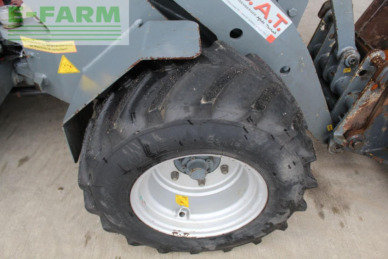 Giant hoflader d 335 t - Мини-экскаватор: фото 2 Giant hoflader d 335 t - Мини-экскаватор: фото 2