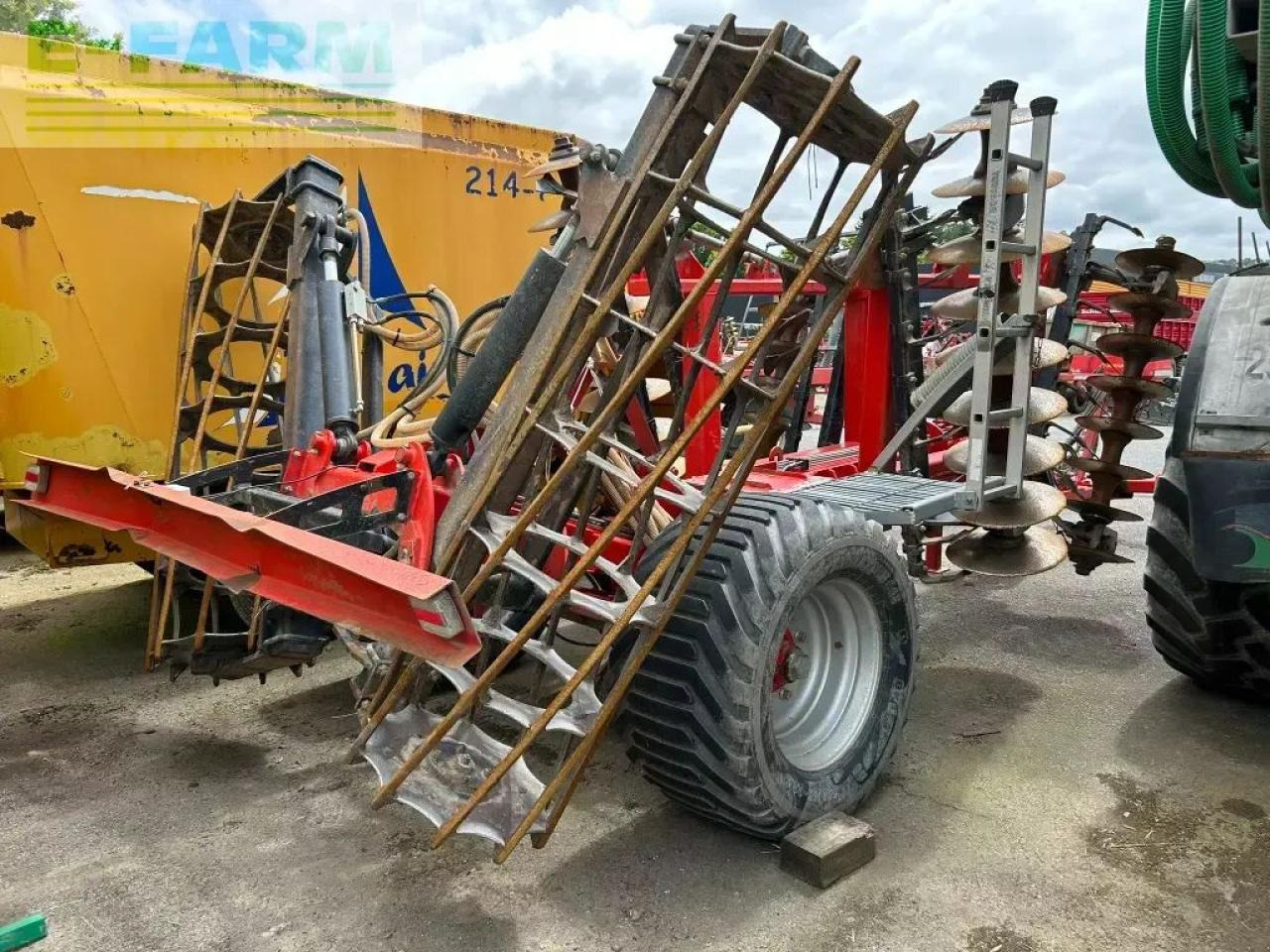 Gregoire Besson acerox32d - Дисковая борона: фото 3 Gregoire Besson acerox32d - Дисковая борона: фото 3