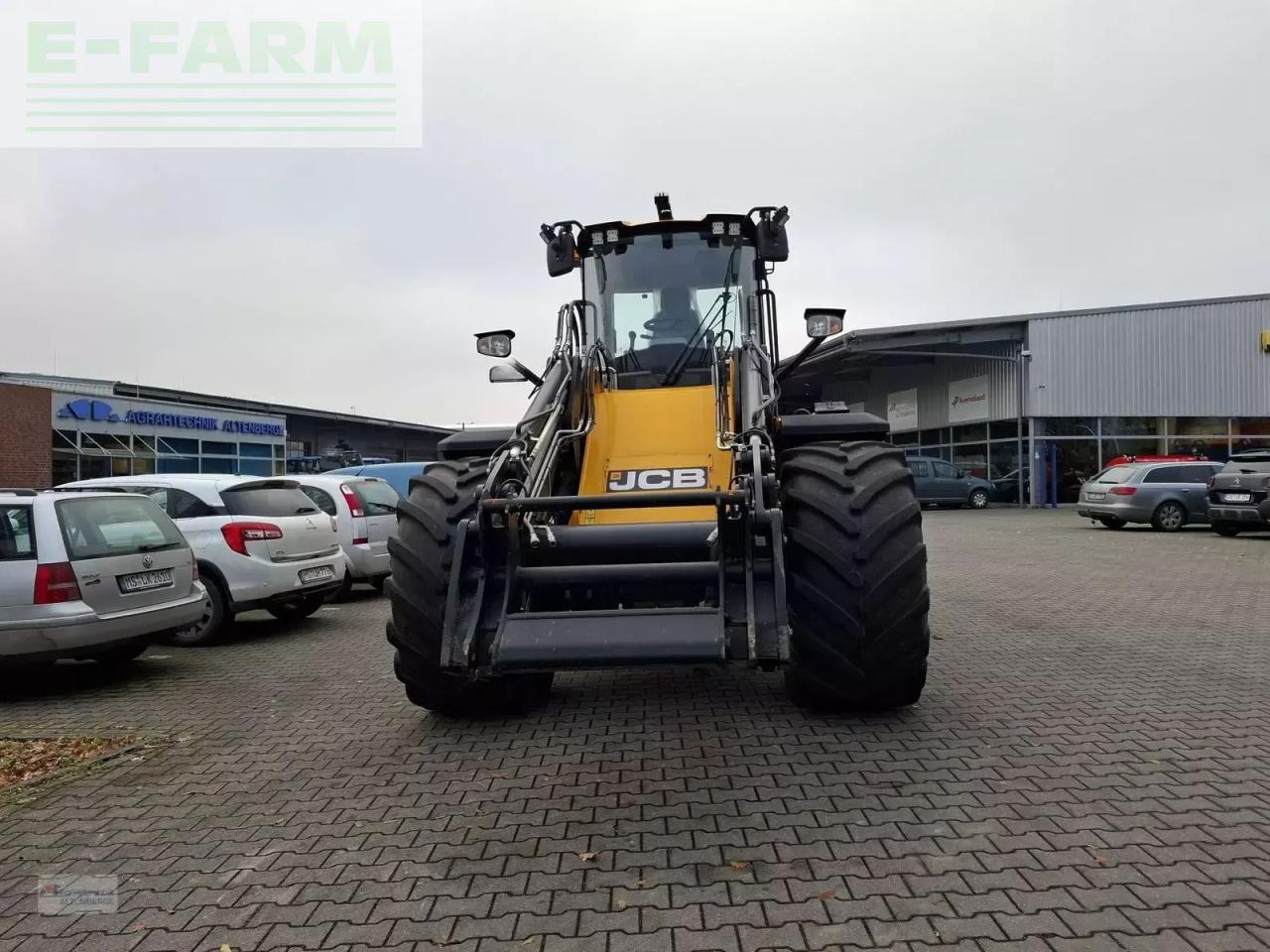 JCB 427 agri - Мини-экскаватор: фото 3 JCB 427 agri - Мини-экскаватор: фото 3